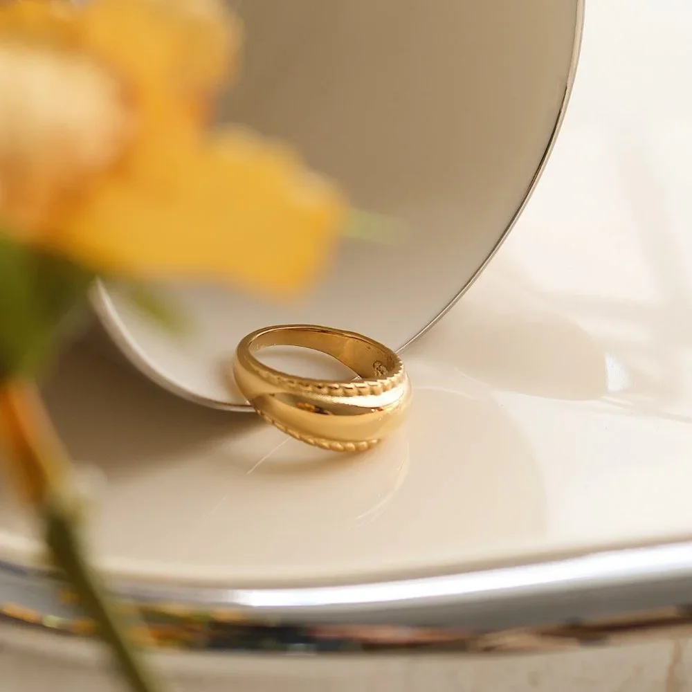 NEW 18K Gold Plated Braided Wide Curve Ring